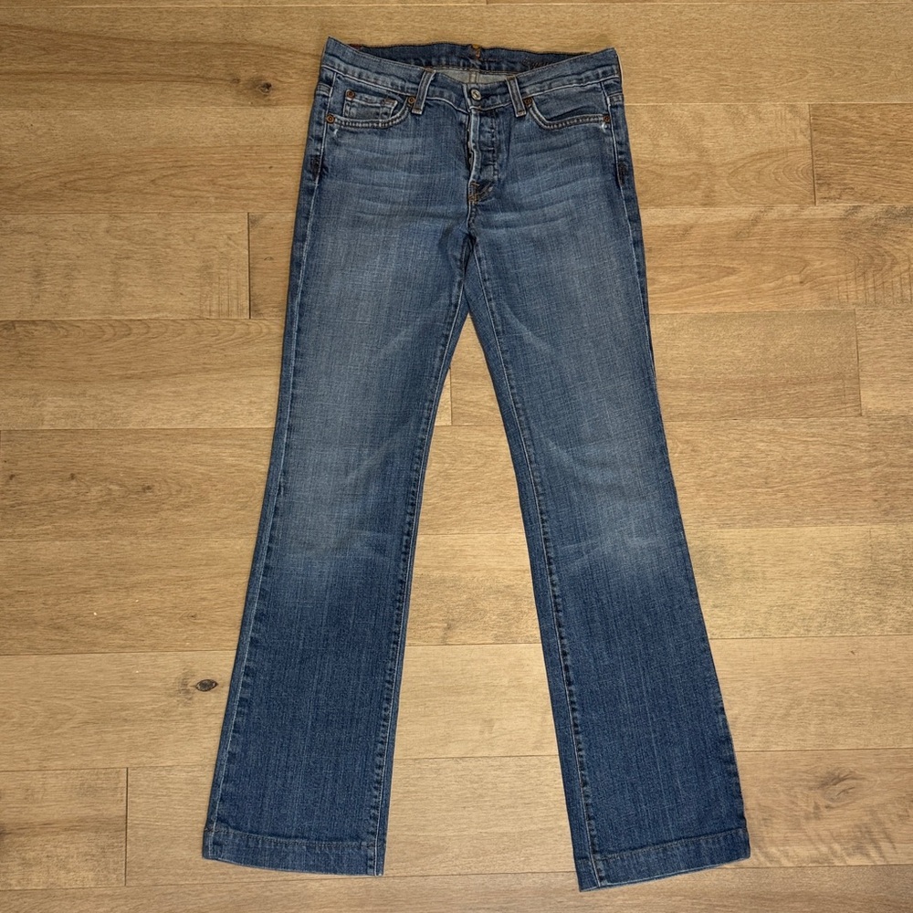 7 For All Mankind classic blue denim straight leg jeans. - Picture 4 of 15